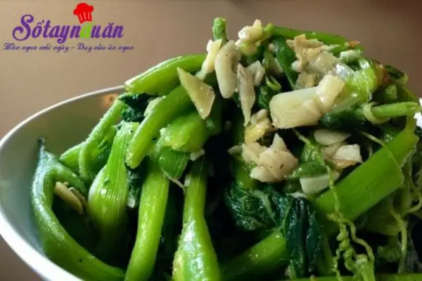 th&agrave;nh phẩm rau b&iacute; x&agrave;o tỏi thơm ngon
