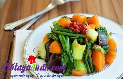 rau x&agrave;o củ quả