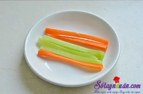 thịt x&ocirc;ng kh&oacute;i cuộn g&agrave; nướng thơm ngon 2