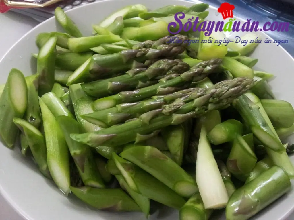 T&ocirc;m x&agrave;o dầu m&egrave; măng t&acirc;y