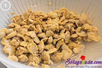 Trứng g&agrave; r&aacute;n hến 1