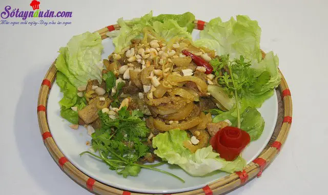 Hướng dẫn cách làm giò heo xào lăn ngon tại nhà chuẩn miền Tây