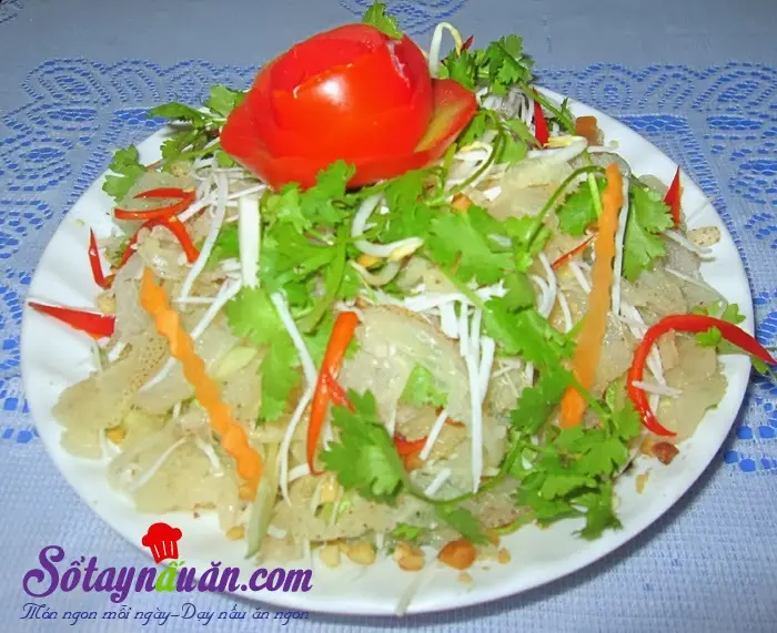 Trổ tài làm nộm sứa giòn sần sật, chua ngọt đúng điệu tại nhà
