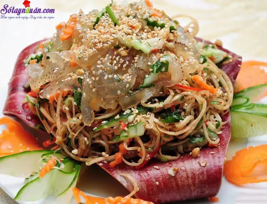 Gỏi Sứa Bắp Chuối: Bí Quyết Trộn Ngon Giòn Sần Sật
