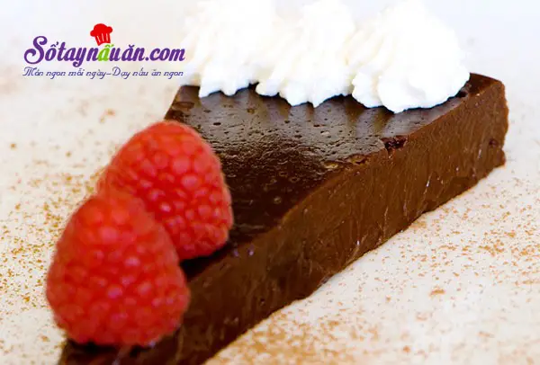 Làm bánh truffle chocolate không cần bột mì
